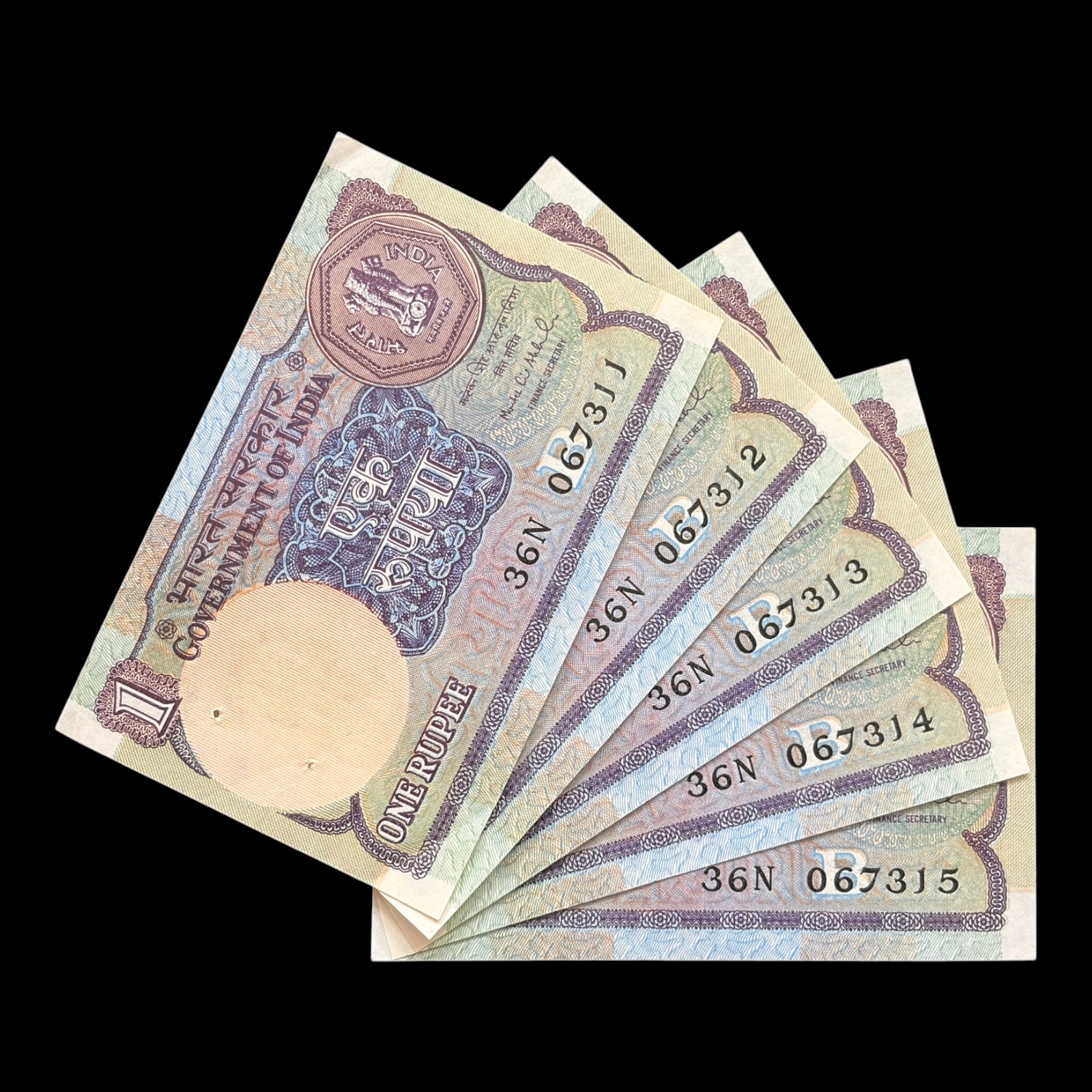 India, 1993 Rupee 1 x 5 Consecutive Serial Banknotes, Sign. Montek Singh Ahluwalia, Inset B, Pick# 78Ai, (36N 067311)